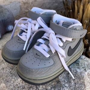 Nike Air Force 1 kids sneakers